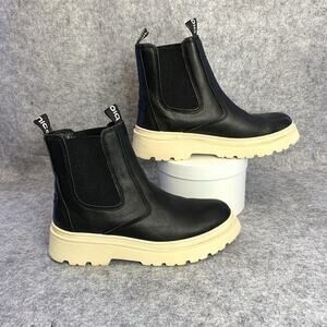 Bionica Drina Black Leather Lug Sole Ankle Chelsea Boots, Women’s Size 9 M